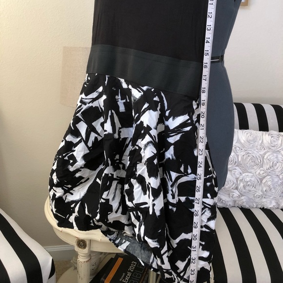 Black and white dress - Picture 2 of 3